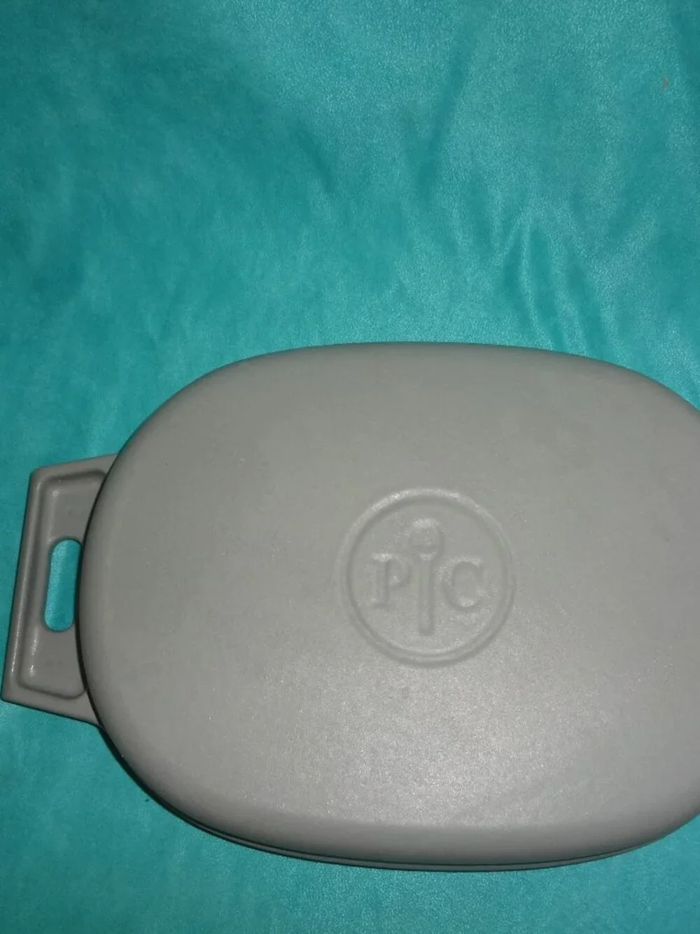 Pampered Chef Gray 1 Quart Enameled Heavy Cast Iron Baker w Handles 10